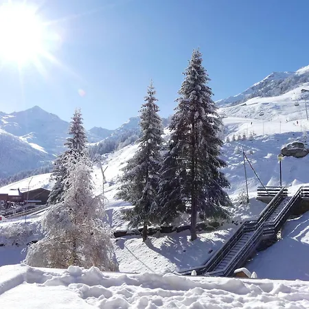 Chaleureux 2 Pieces Avec Balcon Sud, Proche Pistes Et Commerces A Mottaret - Fr-1-182-5 Apartment Meribel